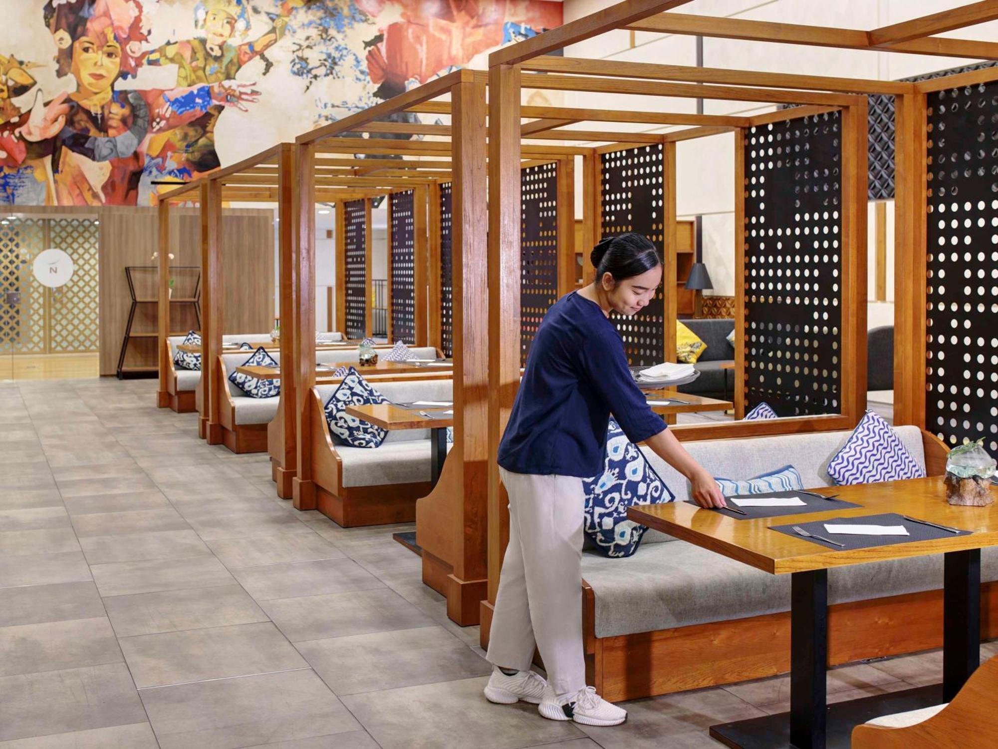 Novotel Bali Ngurah Rai Airport 4*